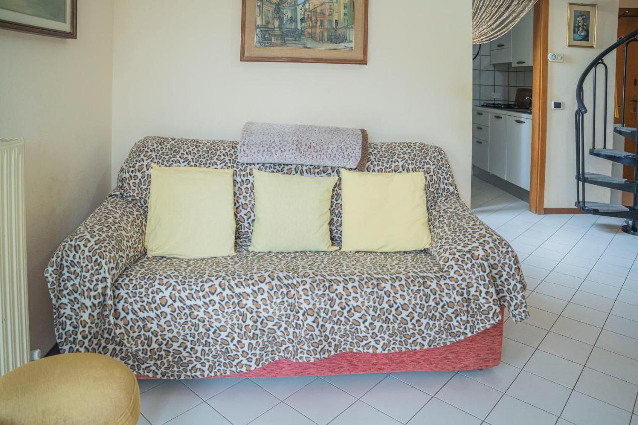 Ferienwohnung 089 - Casa Cascata, Vista Mare, 400 Metri Dalla Spiaggia Sestri Levante Exterior foto